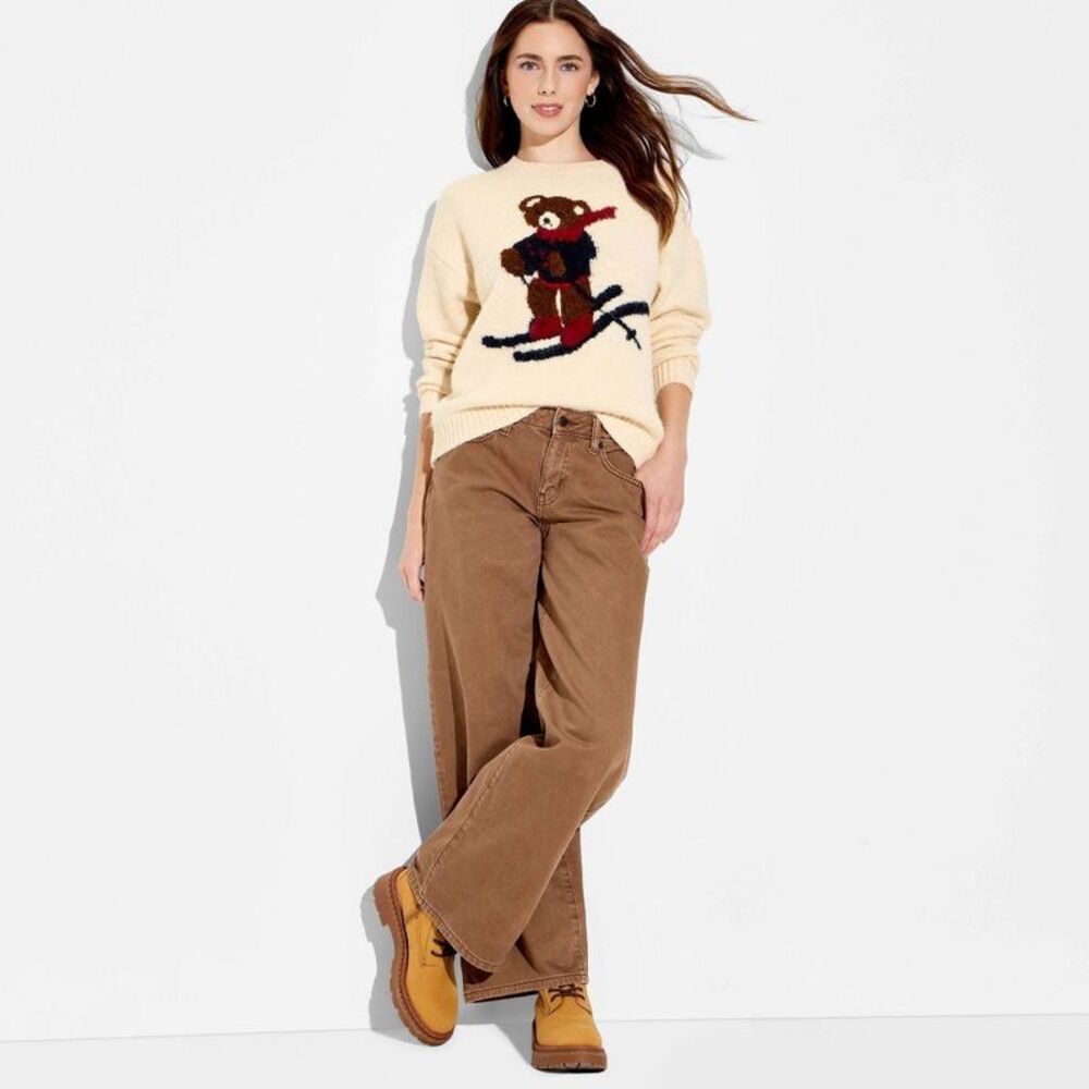 Women's Crewneck Pullover Heritage Novelty Sweater - Off-White Bears XXS